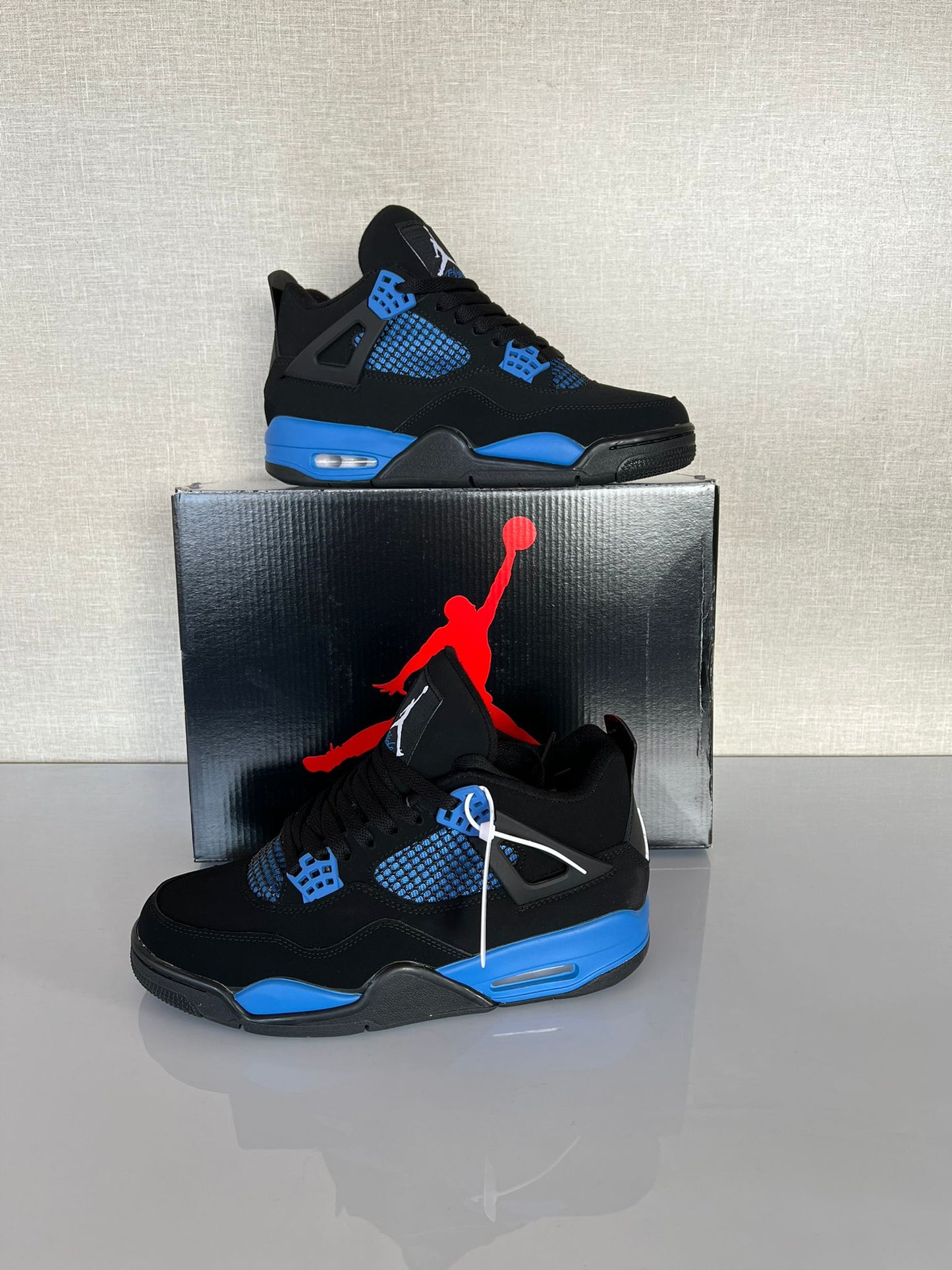 Jordan Retro 4 Blue Thunder
