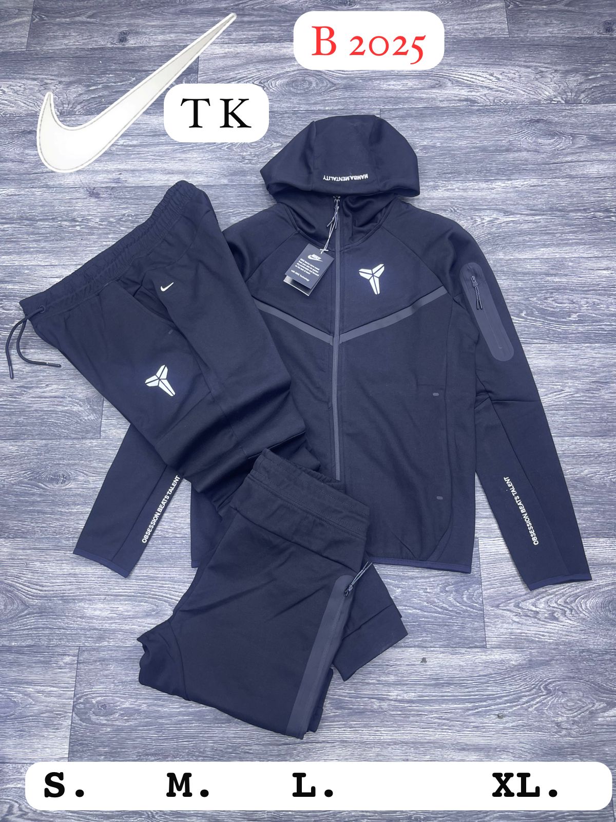 Nike Tech Fleece 2026 Negro