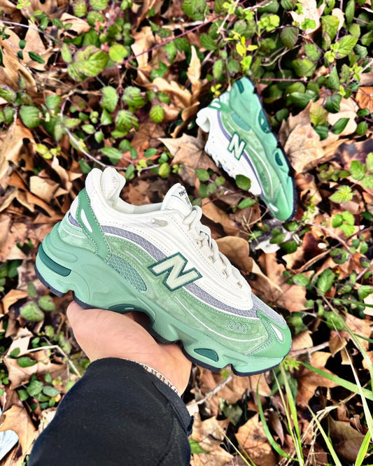 NEW BALANCE 1000