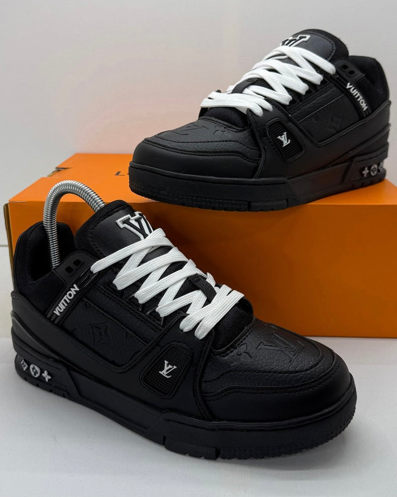 Louis Vuitton All Black