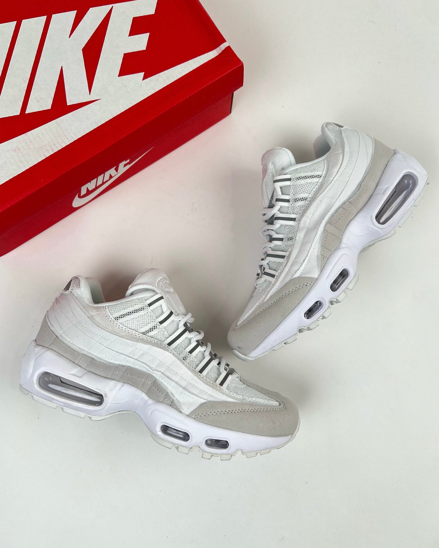Nike Air Max 95 White And Grey