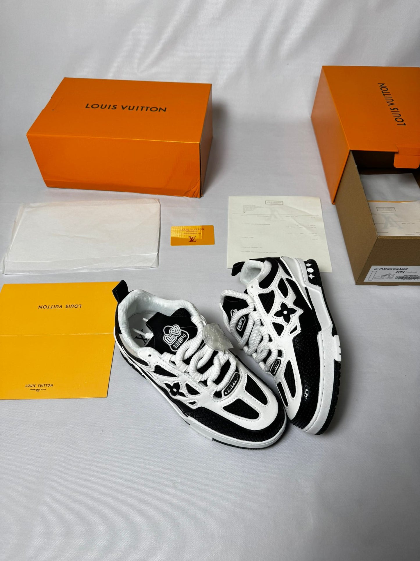 Louis Vuitton Skate White And Black