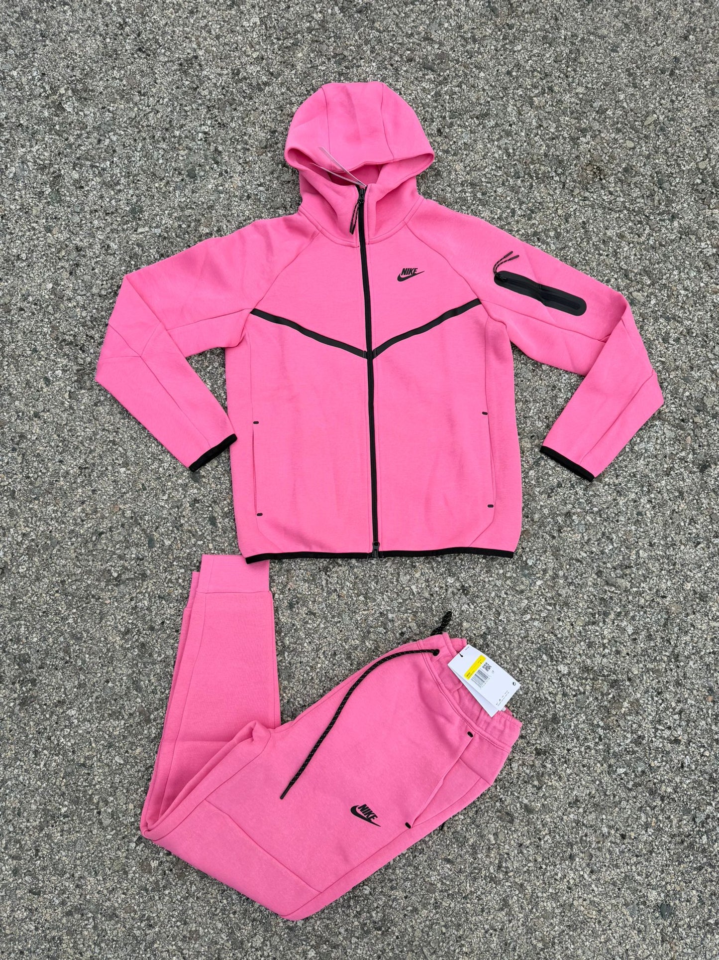 Nike Tech Fleece Pink