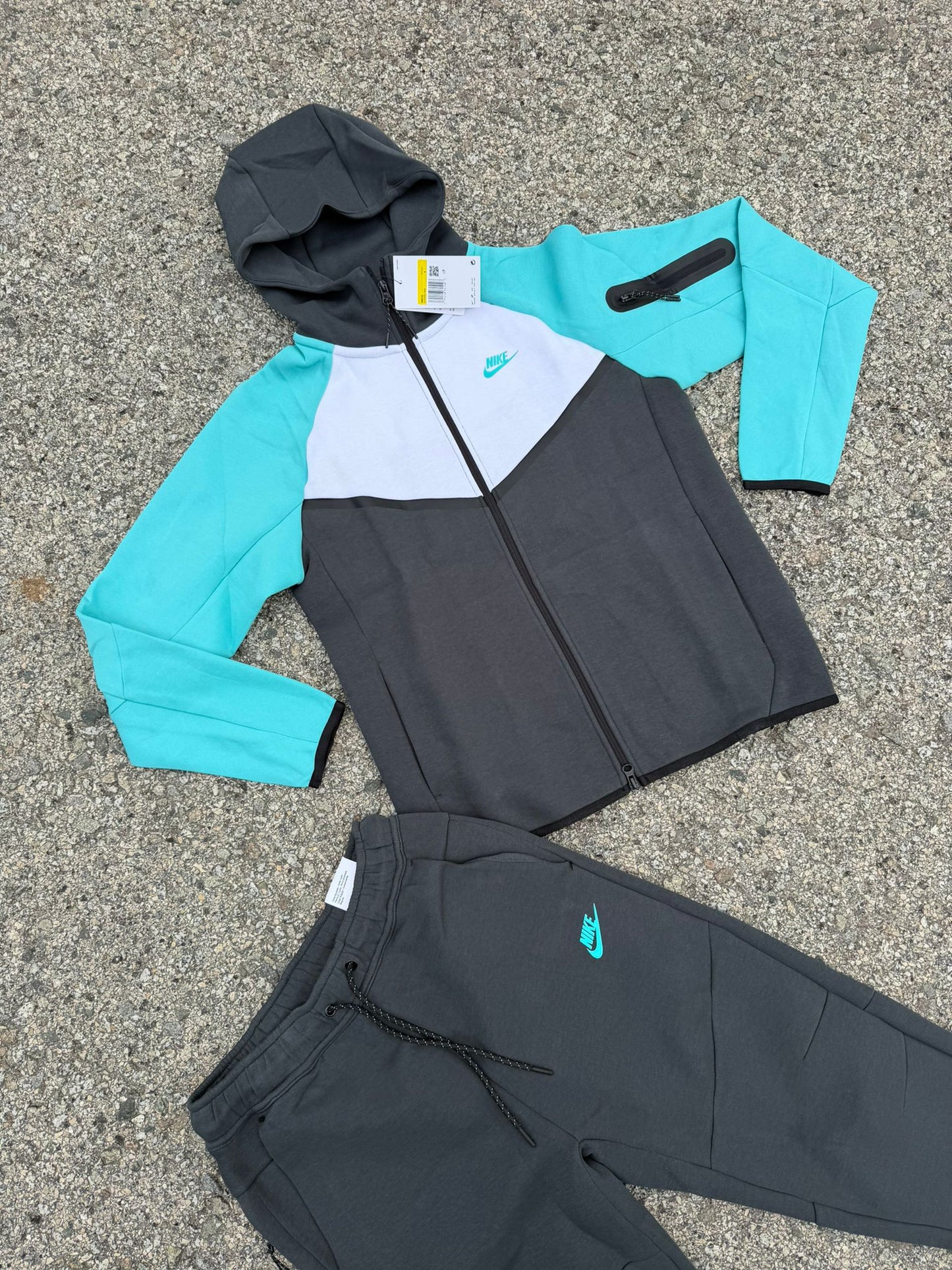 Nike Tech Fleece Grey And Blue