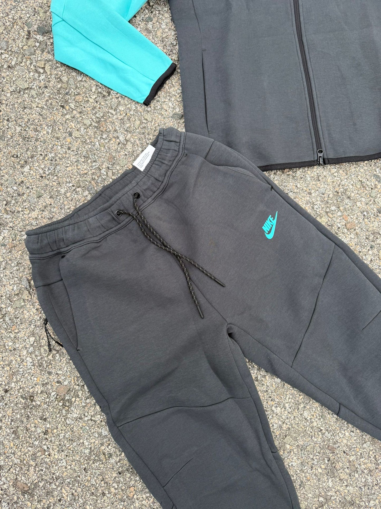 Nike Tech Fleece Grey And Blue