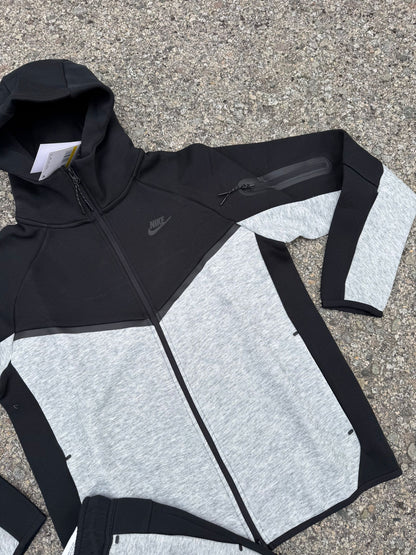 Nike Tech Fleece 2026 Black And Grey