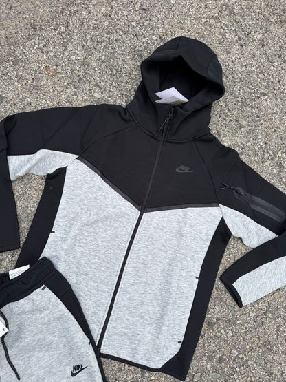 Nike Tech Fleece 2026 Black And Grey
