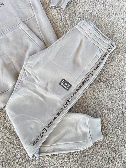 Chandal Armani EA7 Grey