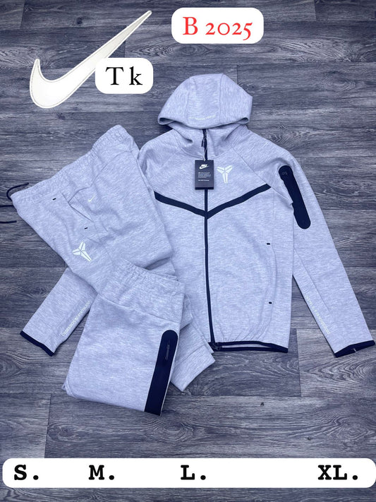 Nike Tech Fleece 2026 Gris