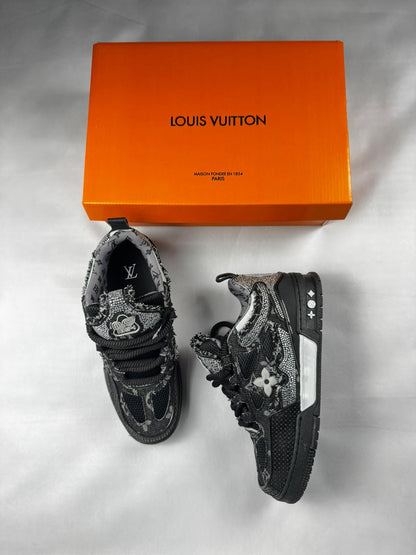 Louis Vuitton Skate Black Shiny Stones