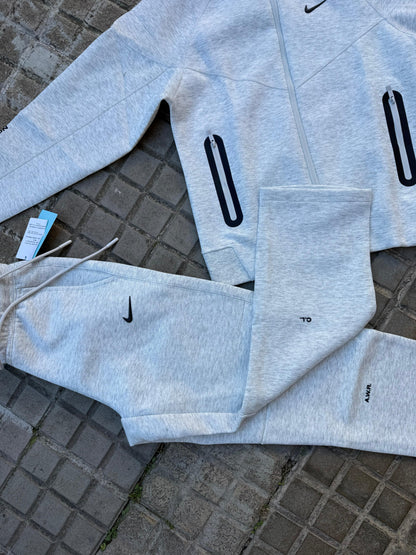 Chandal Nike tech NOCTA Grey