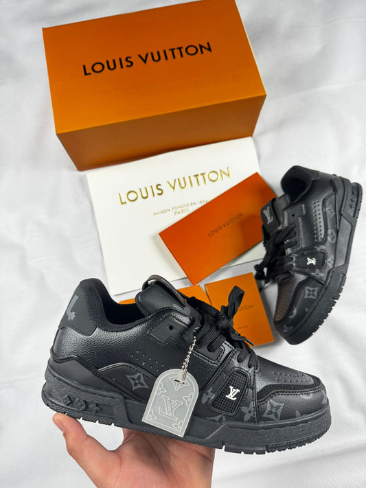 Louis Vuitton Trainer Distressed