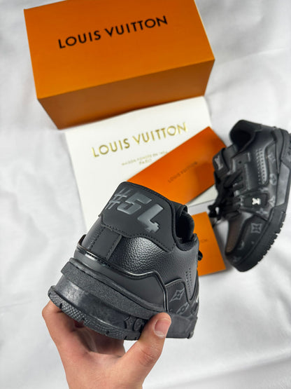 Louis Vuitton Trainer Distressed